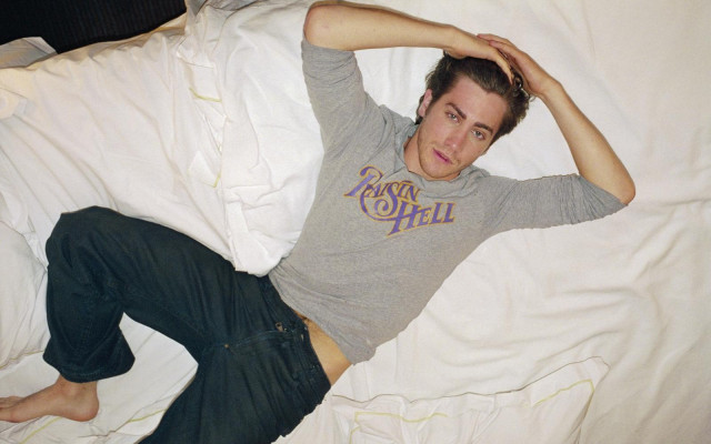 Jake Gyllenhaal pic #216547