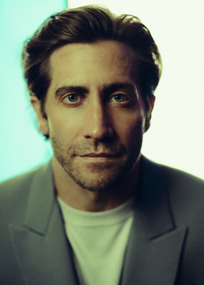 Jake Gyllenhaal for Sea Wall / A Life // 2019