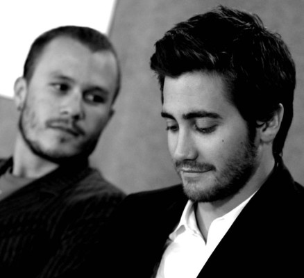 Jake Gyllenhaal pic #266527