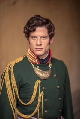 Возможно создать галерею для James Norton?
