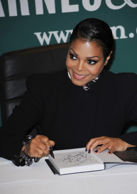 photo 12 in Janet Jackson gallery [id374796] 2011-03-22 00:00:00