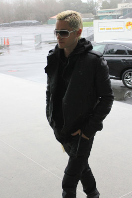 Jared Leto - Auckland International Airport 08/02/2010