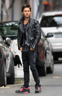 Jared Leto by Adam Fedderly for BlackBook (New York) 09/16/2009