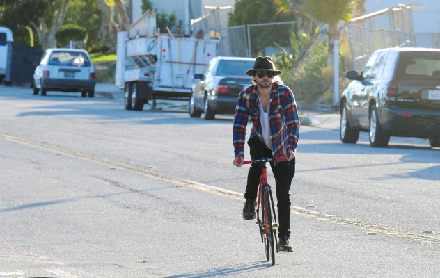 Jared Leto - Malibu 05/29/2011