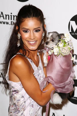 Jaslene Gonzalez pic #348210