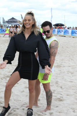 JASMINE SANDERS at Sports Illustrated Swimsuit Soccer Event in Miami 11/17/2018