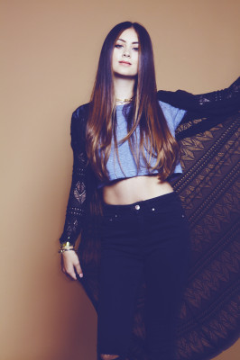 Jasmine Thompson pic #869837