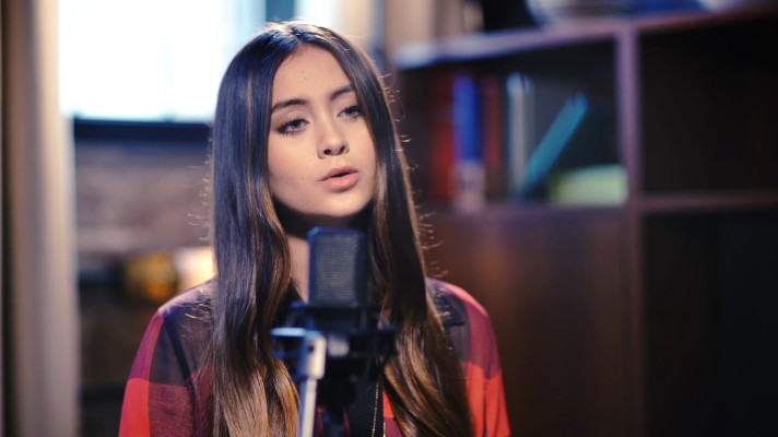 photo 7 in Jasmine Thompson gallery [id866942] 2016-02-11 00:00:00