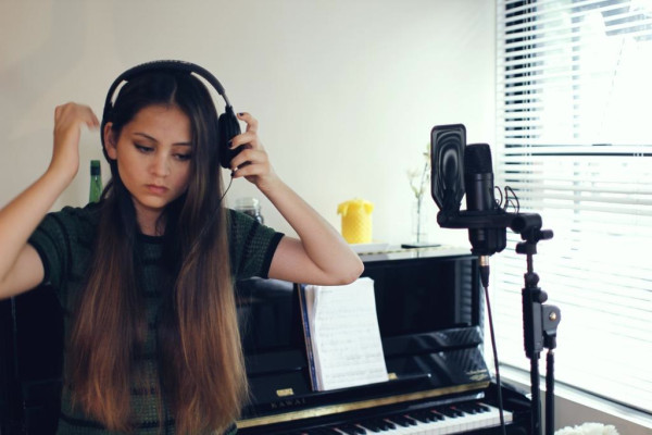 photo 10 in Jasmine Thompson gallery [id888363] 2016-05-23 00:00:00