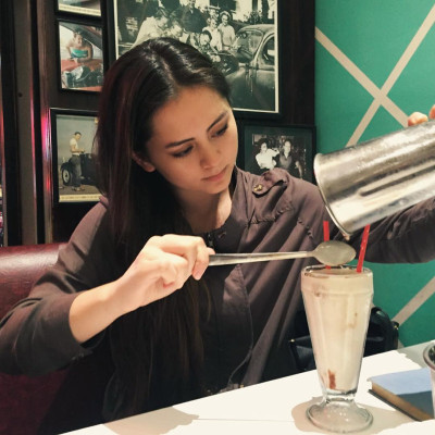 Jasmine Thompson pic #874435