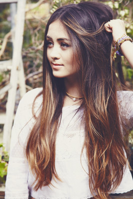 Jasmine Thompson pic #868397