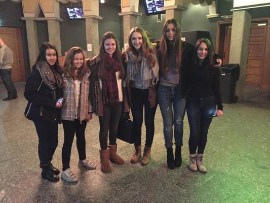 Jasmine Thompson pic #882217
