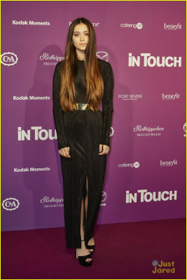 Jasmine Thompson pic #878451
