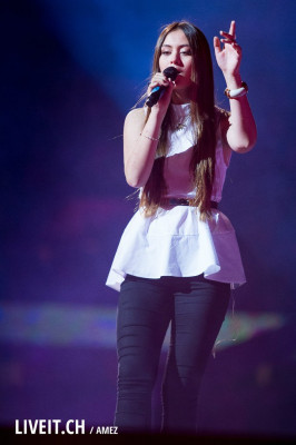 Jasmine Thompson pic #874432