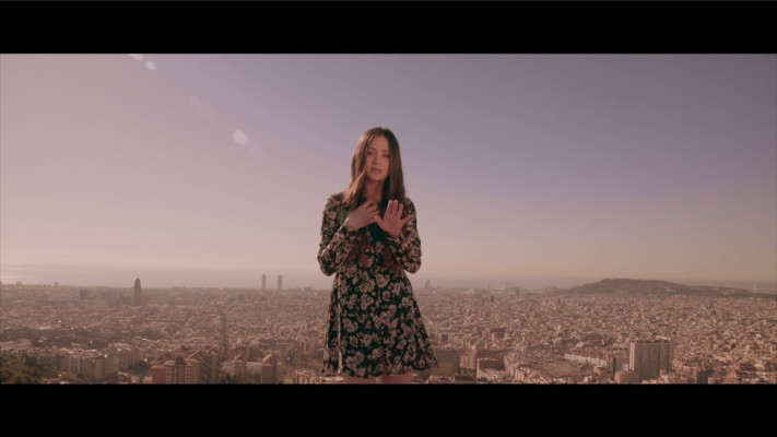 photo 10 in Jasmine Thompson gallery [id878018] 2016-04-02 00:00:00