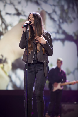 Jasmine Thompson pic #870195