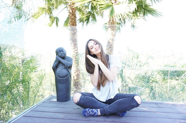 Jasmine Thompson pic #879947