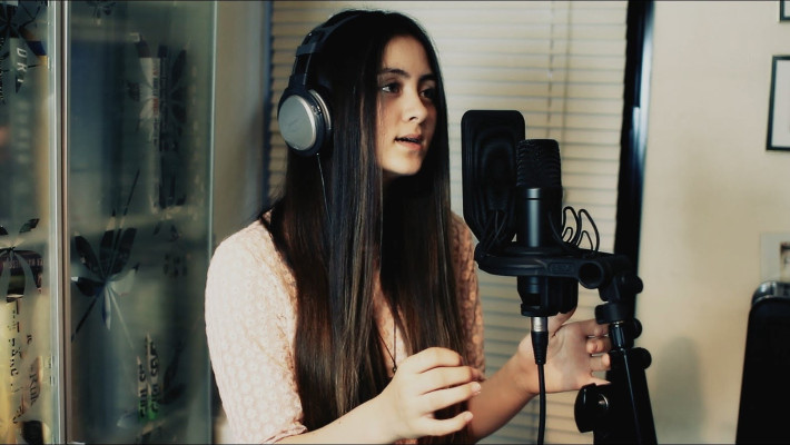 photo 6 in Jasmine Thompson gallery [id888367] 2016-05-23 00:00:00