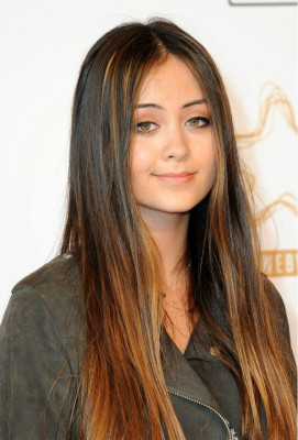 Jasmine Thompson pic #869838