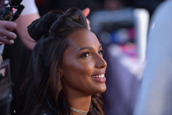 Jasmine Tookes – Victoria’s Secret Fashion Show 2018 Backstage In NY