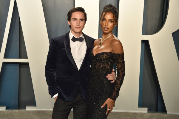 Jasmine Tookes – 2020 Vanity Fair Oscar Party in Beverly Hills