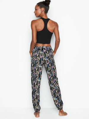 Jasmine Tookes – Victoria’s Secret March 2019