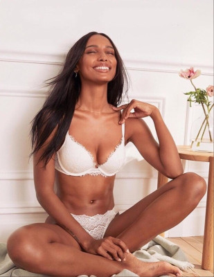 Jasmine Tookes for Victoria&#039;s Secret — Spring Preview // 2021