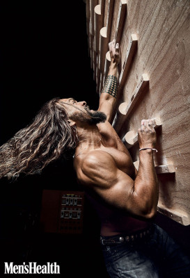 Jason Momoa Mens & Health 2017 december