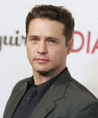 Jason Priestley pic #485584