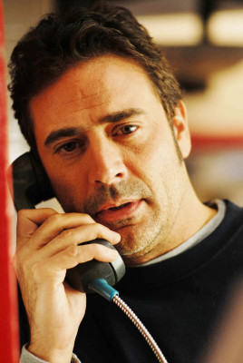 Jeffrey Dean Morgan pic #502138