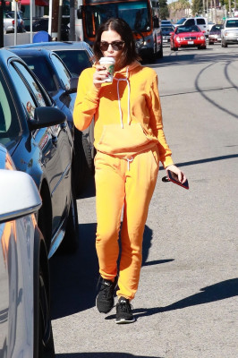 Jenna Dewan Tatum at Starbucks for a coffee in Studio City