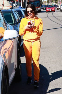 Jenna Dewan Tatum at Starbucks for a coffee in Studio City
