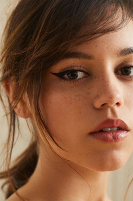 Jenna Ortega – Harpers Bazaar UK, December 2023