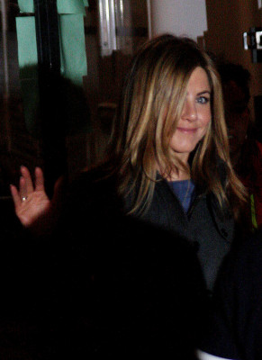 photo 17 in Jennifer Aniston gallery [id156077] 2009-05-08 00:00:00