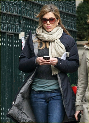 photo 15 in Aniston gallery [id156460] 2009-05-08 00:00:00