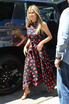 Jennifer Aniston – Jason Bateman’s Hollywood Star Ceremony in Hollywood