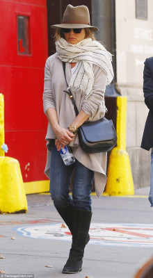Jennifer Aniston pic #835870