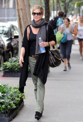 Jennifer Aniston pic #429764