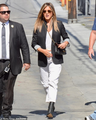 Jennifer Aniston pic #1180395