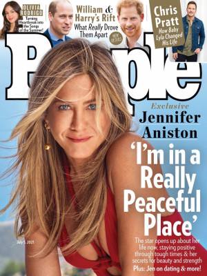 Jennifer Aniston by Peggy Sirota for People // 2021