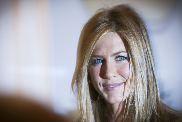 photo 3 in Jennifer Aniston gallery [id280287] 2010-07-23 00:00:00