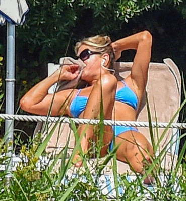 photo 14 in Jennifer Aniston gallery [id1087957] 2018-07-30 00:00:00