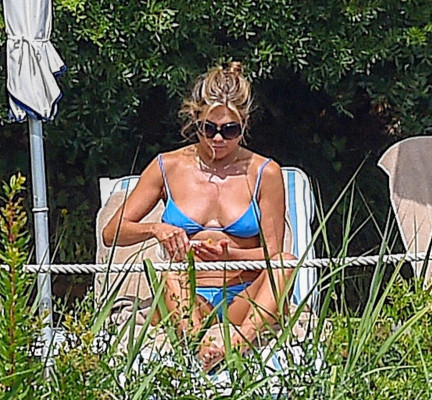 photo 19 in Jennifer Aniston gallery [id1087952] 2018-07-30 00:00:00