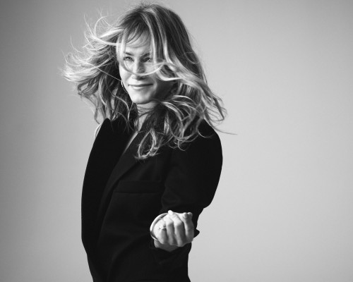 Jennifer Aniston by Emma Summerton for LolaVie Beauty (2021)