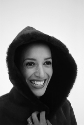 Jennifer Beals pic #666690