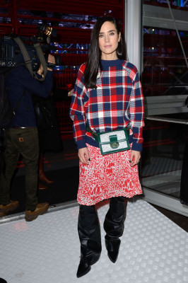 Jennifer Connelly- Louis Vuitton show during Paris Fashion Week