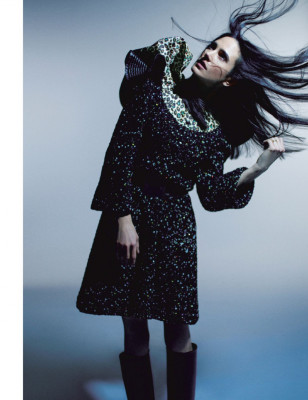 JENNIFER CONNELLY in Emmy Magazine, n6 2020