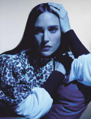 JENNIFER CONNELLY in Emmy Magazine, n6 2020