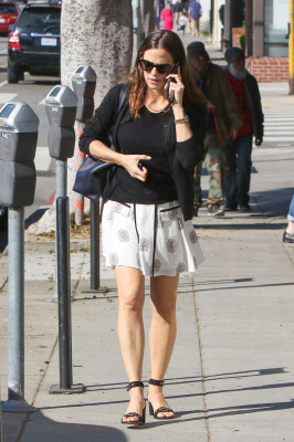 Jennifer Garner in Mini Skirt Out in Brentwood