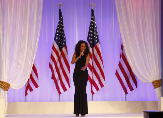 photo 19 in Jennifer Hudson gallery [id609436] 2013-02-28 00:00:00